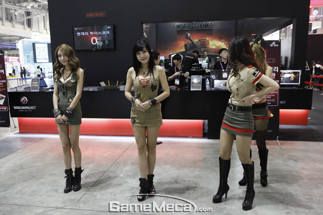 Những nữ quân nhân đáng yêu của World of Tanks - Ảnh 30