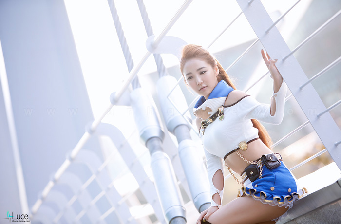 Showgirl G-star 2012: Bang Eun Young - Ảnh 1