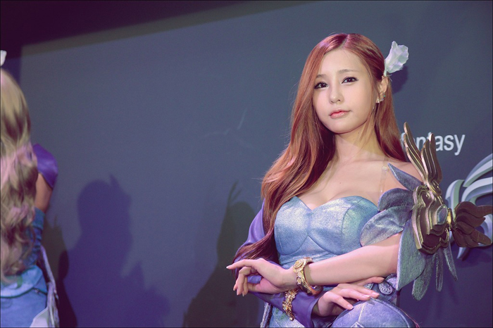 Showgirl G-star 2012: Park Soo Yu - Ảnh 1