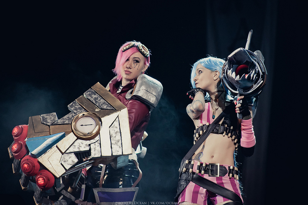Lika Lu trình diễn cosplay Vi cực ấn tượng - Ảnh 1